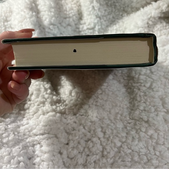 📚 4/25$ 📚  Slingshot by Mercedes Helnwein - Picture 3 of 6